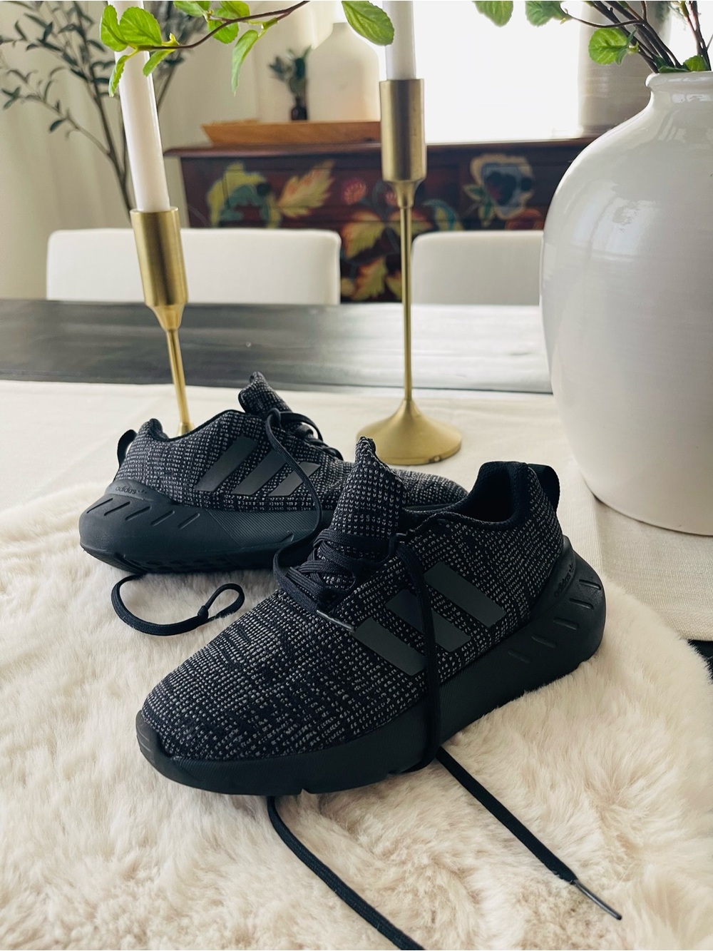 Adidas black and gray shoes sz 1 youth
